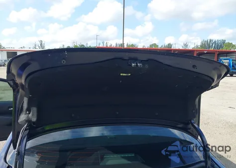 2020 Toyota Corolla Le z USA, uszkodzony, nr VIN 5YFEPRAE1LP084615